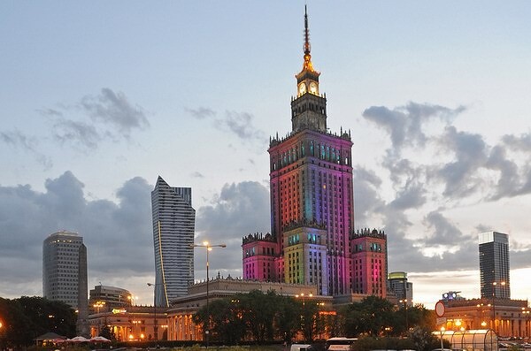 Таинственные хакеры оптом уничтожают сайты польской армии, силовиков и госведомств