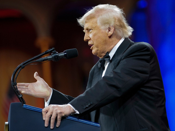 Трамп приступил к «плану Б»: война с Россией делегирована Европе