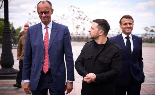 Трамп сказал Макрону с Мерцем: Украина — цэ Европа