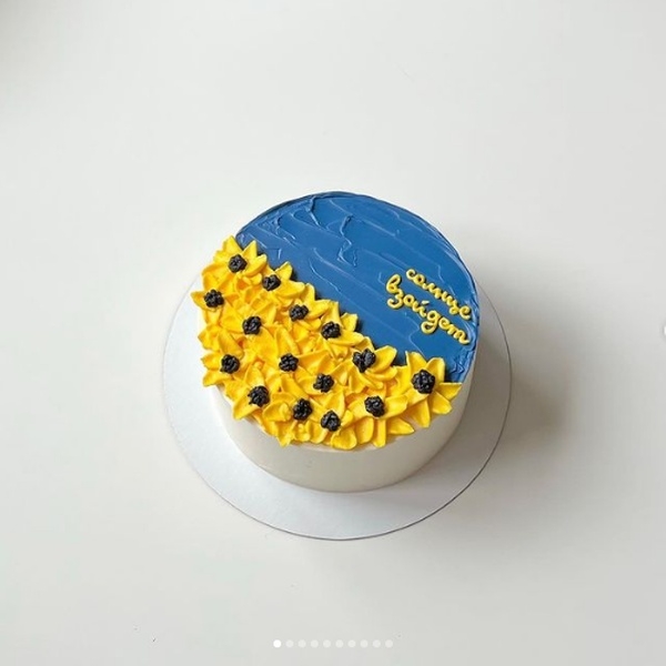 В Москве оштрафовали кондитера — пекла торты в поддержку Украины