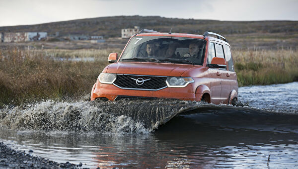 В США восхитились новой версией УАЗ "Патриот"