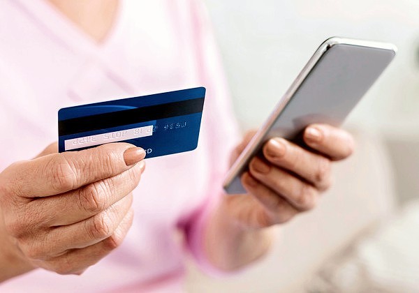 Visa и MasterCard обложат россиян особой данью