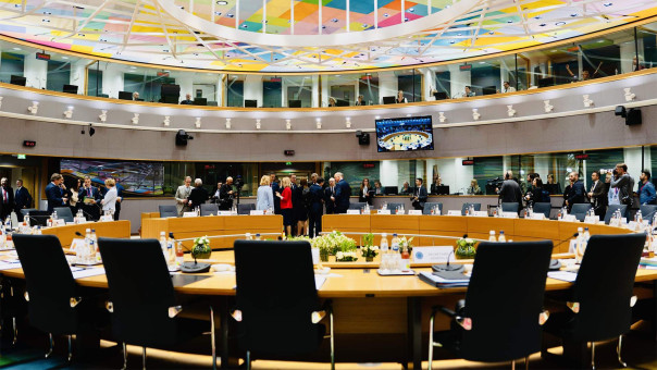 Внутрисоюзный договор: Словакия поддержит идею антиукраинского блока с Венгрией и Чехией