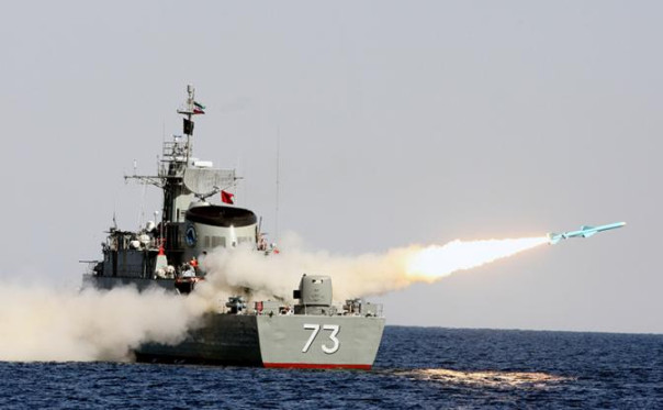 Война на море: ВМС Ирана загнали британский эсминец в оперативную ловушку