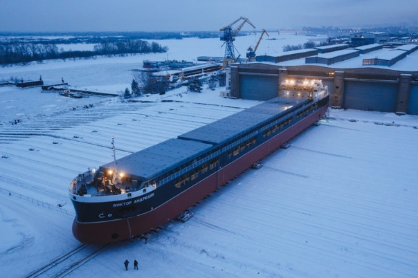 Завод «Красное Сормово» спустил на воду сухогруз проекта RSD59 «Виктор Андрюхин»