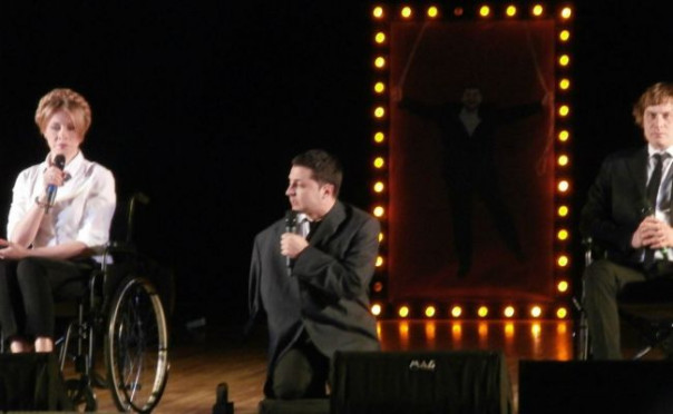 &laquo;Зловещий клоун оказался кровавее кондитера&raquo; &mdash; дончане о Зеленском